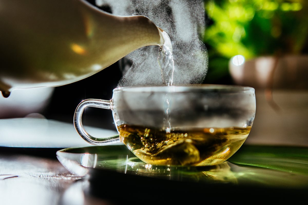 Chá anti-inflamatório melhora cicatrização e ajuda na higiene íntima