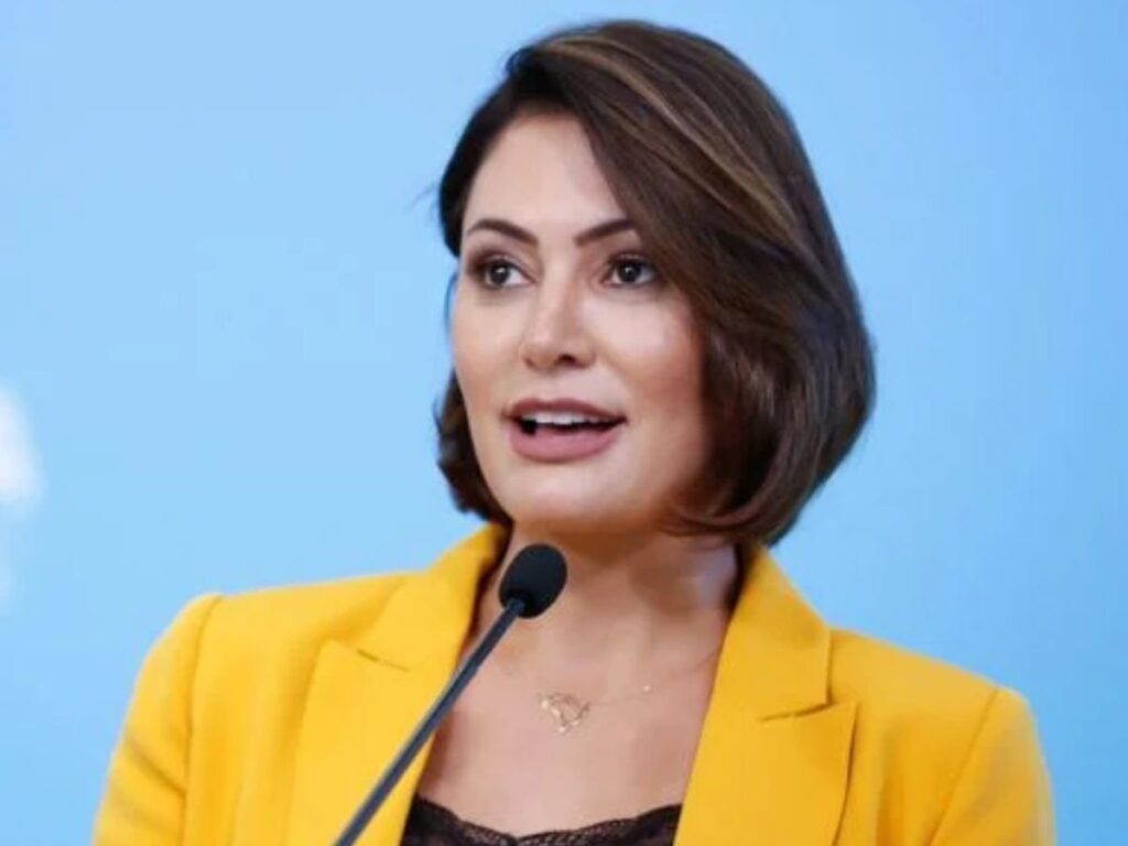 michelle-bolsonaro-diz-que-pode-ser-candidata-em-2026:-“como-uma-leoa”