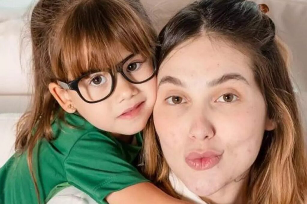 assessoria-se-pronuncia-apos-filha-de-virginia-ser-internada-em-sp