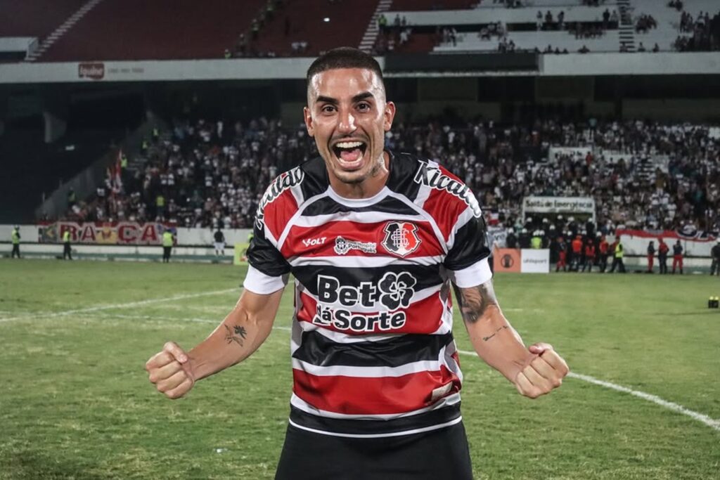 confira-destaques-de-santa-cruz-pe-x-barra-sc,-finalistas-da-serie-d