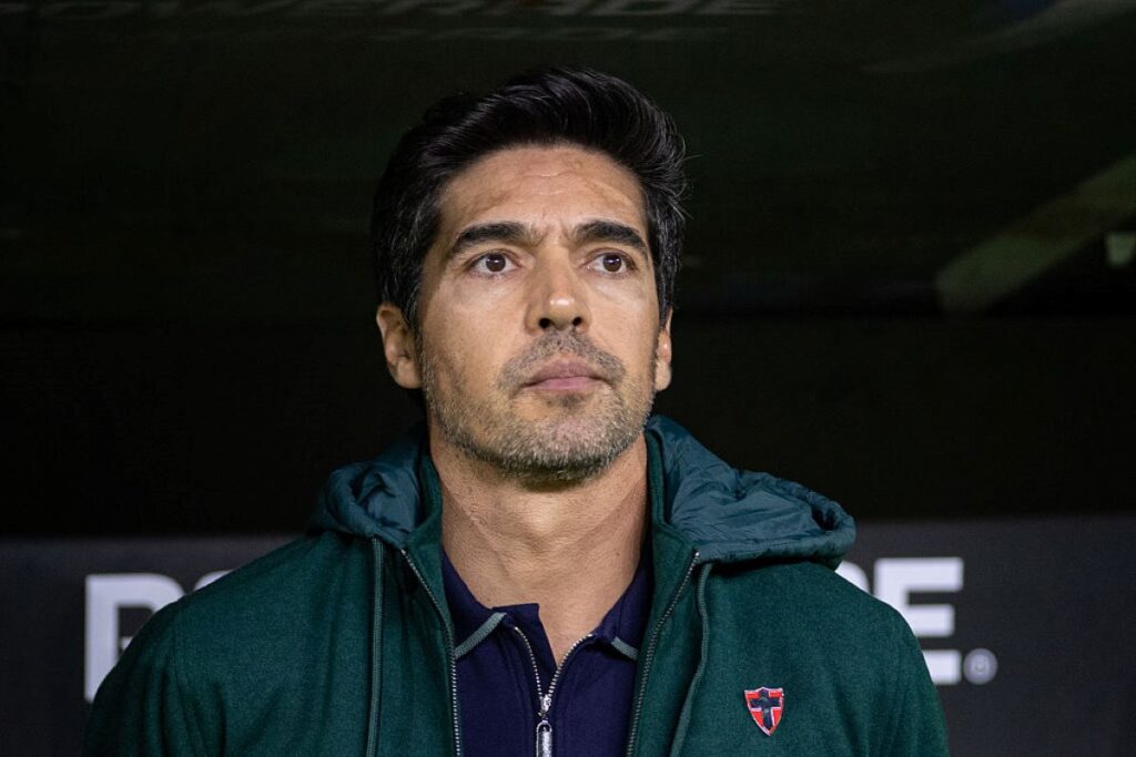 abel-ferreira-se-torna-3o-tecnico-com-mais-semifinais-na-libertadores