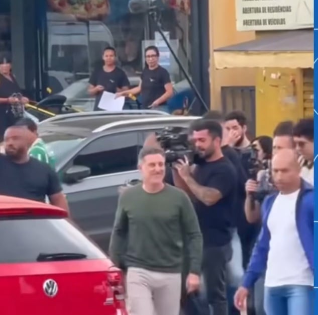 luciano-huck-premia-cozinheira-do-df-com-r$-1-milhao-e-simpatia-viraliza-nas-redes