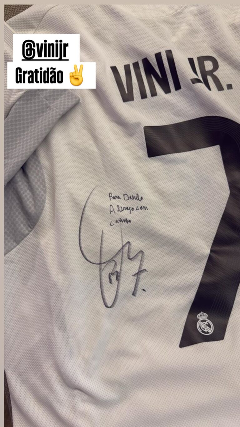 namorado-da-mae-de-virginia-ganha-camisa-do-real-madrid-autografada-por-vini-jr.