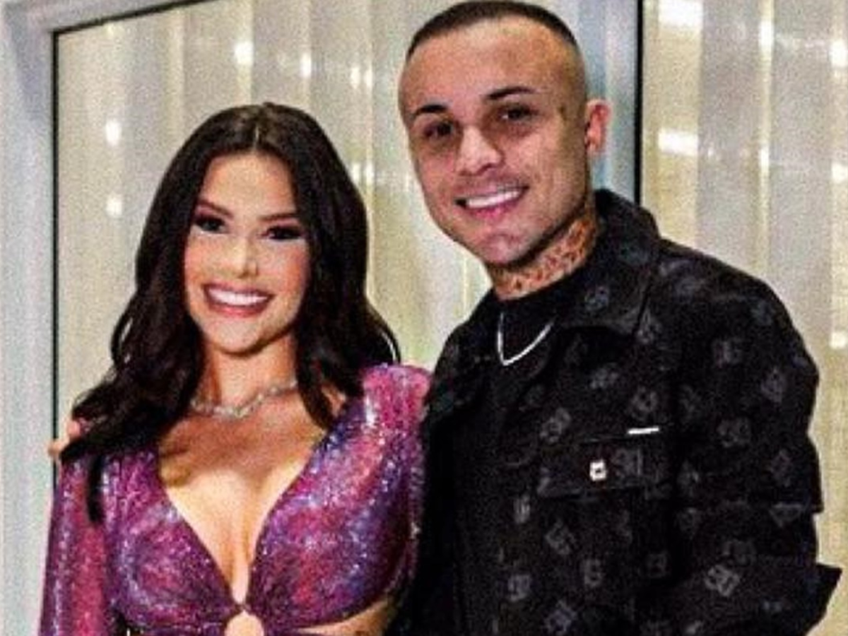 Após “after” na Argentina, esposa de Éverton Cebolinha apaga fotos com jogador