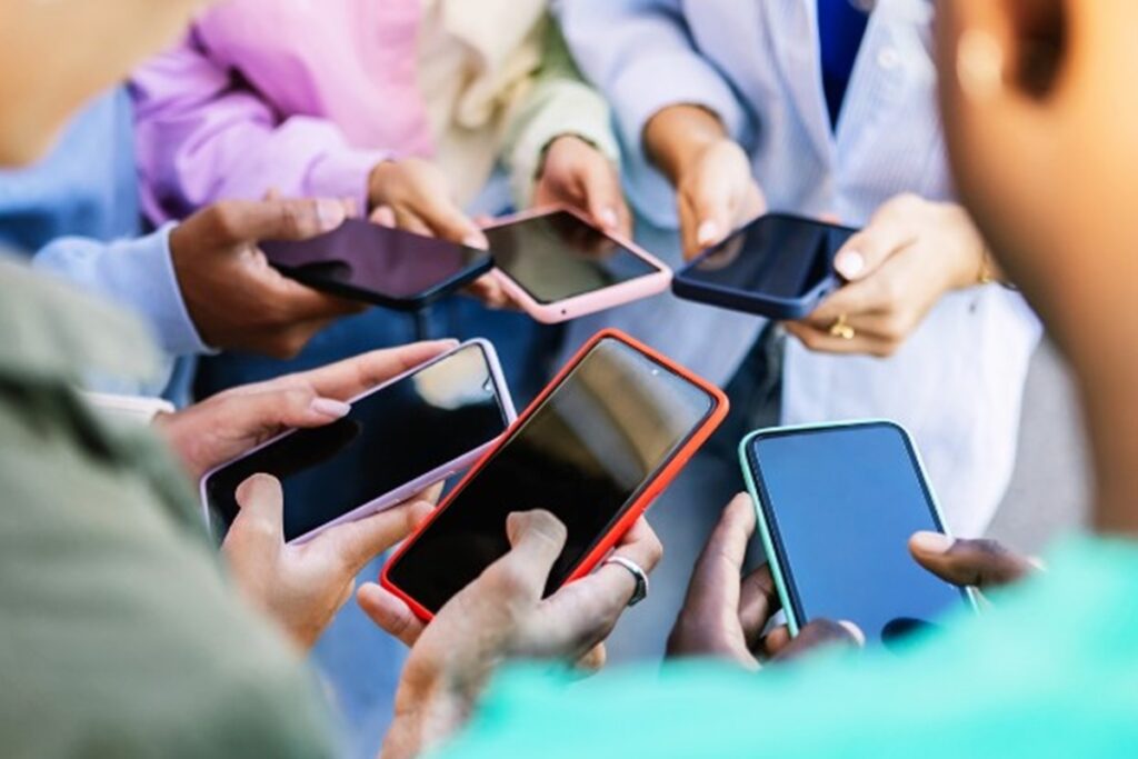 alerta-da-defesa-civil-no-celular-surpreende-brasilienses.-veja