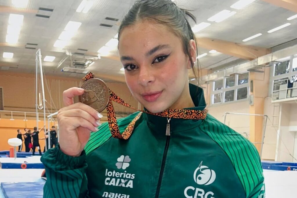jovem-brasileira-ganha-primeiro-bronze-na-copa-do-mundo-de-ginastica
