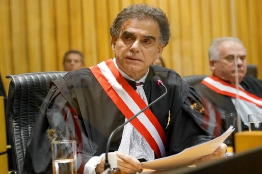 area-vip-para-ministros-constrange-convidados-em-posse-no-tst