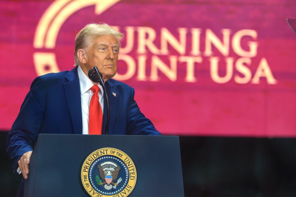 O 11.º mandamento de Donald Trump (Por João Miguel Tavares)