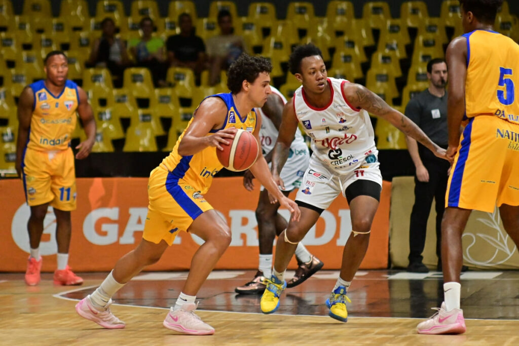 torneio-abertura-nbb:-com-virada-no-fim,-pato-surpreende-fortaleza