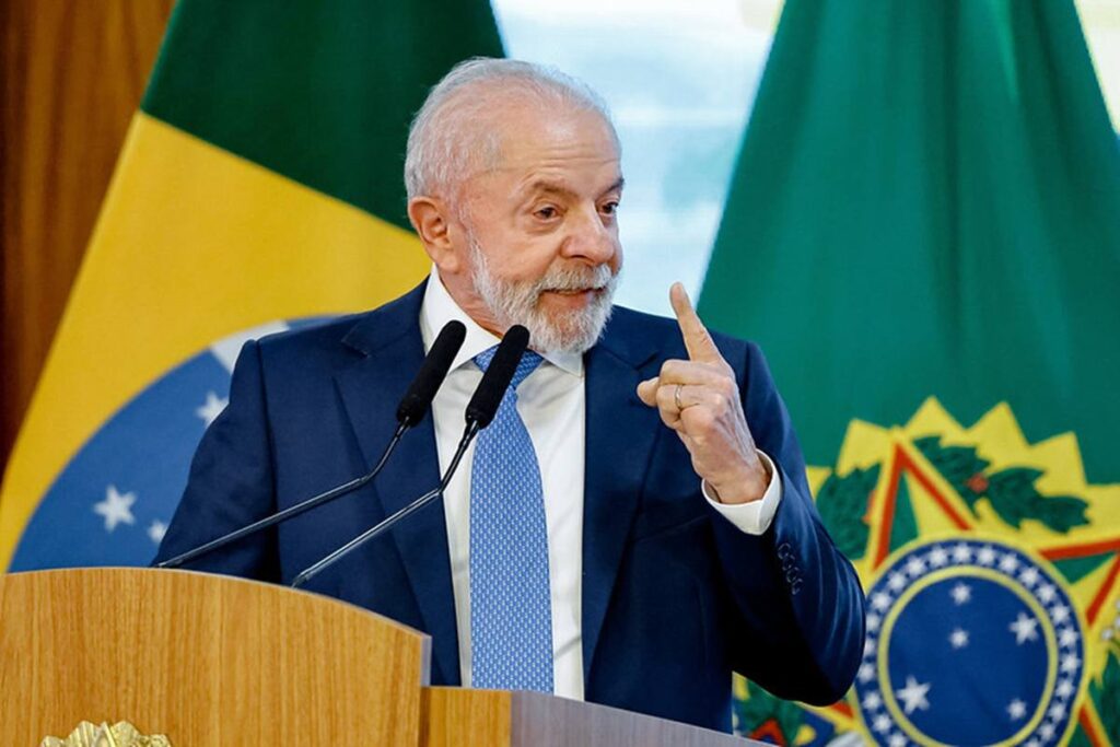 governo-limita-contato-de-autoridades-com-defesa-do-brasil-nos-eua