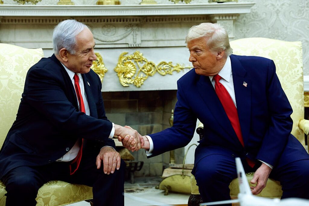 netanyahu-se-reune-com-trump-em-meio-a-isolamento-crescente-de-israel