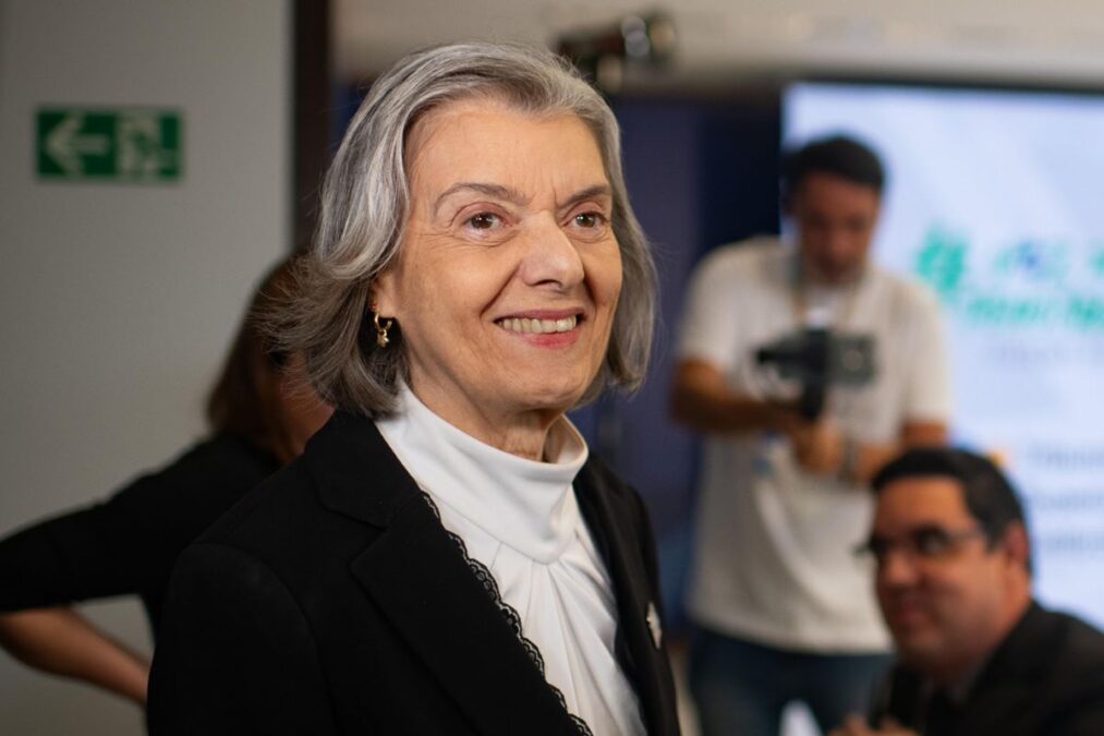 Fachin escolhe Cármen para fazer discurso de homenagem em posse no STF