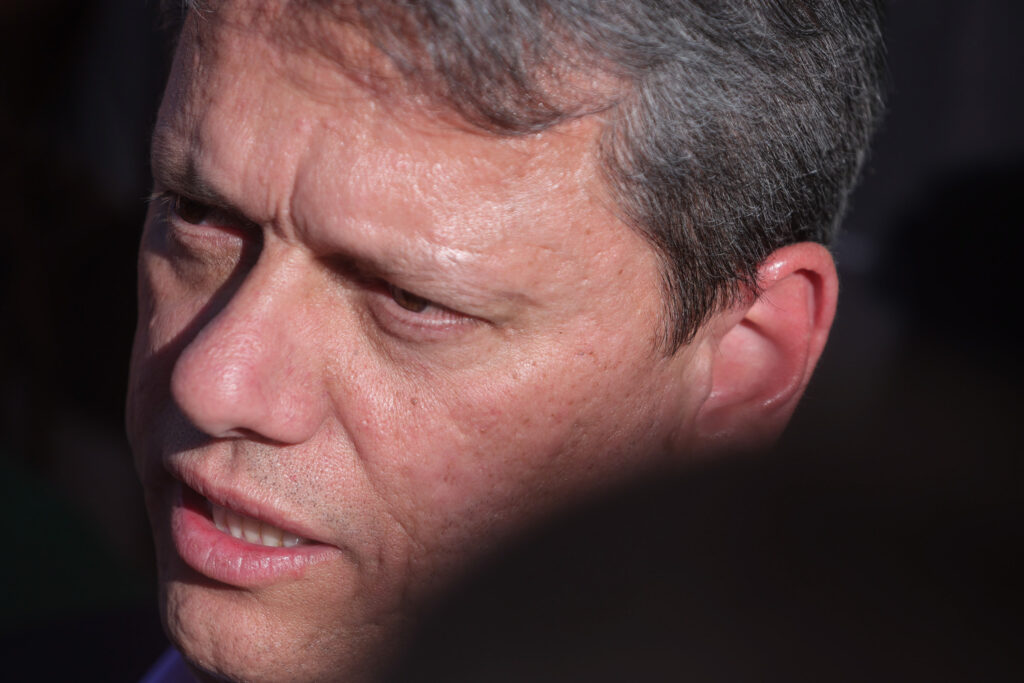 tarcisio-encontra-bolsonaro-e-critica-pl-da-dosimetria:-“nao-satisfaz”