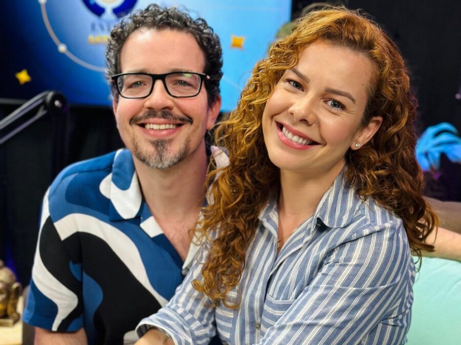Thiago Cordeiro fala sobre “Entre Astros” na LeoDias TV, com Fernanda Souza na estreia
