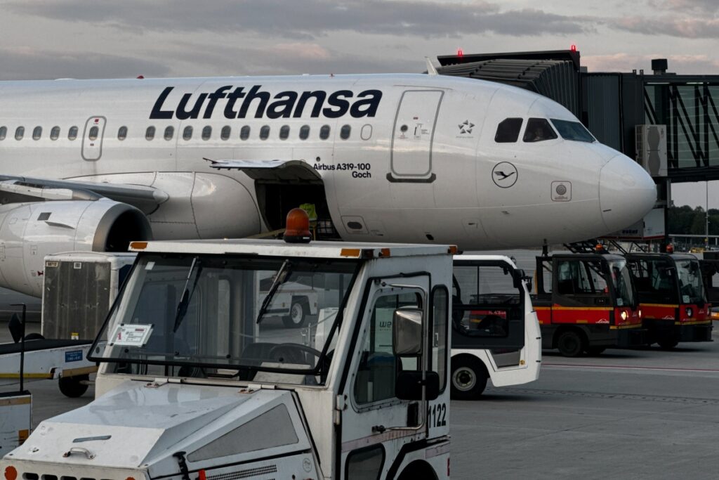 lufthansa-anuncia-corte-de-4-mil-cargos-administrativos