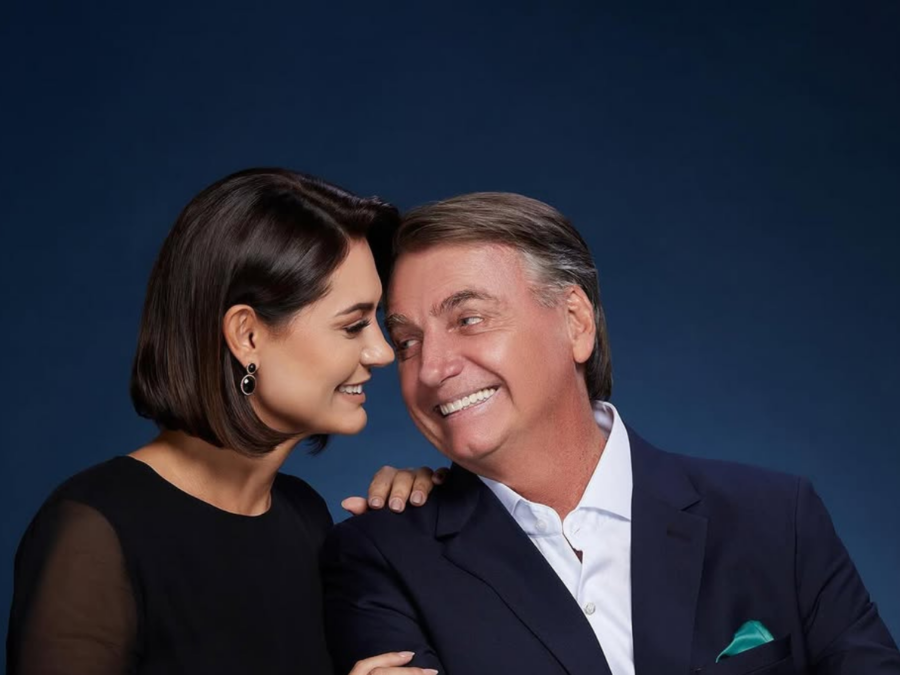 Michelle sobre saúde de Bolsonaro: “Soluço deu trégua”