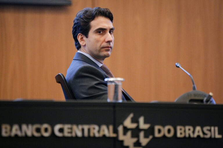 galipolo-entra-em-lista-da-“time”-como-lideranca-global-em-ascensao