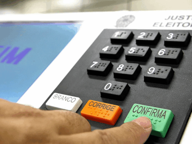 lula-mantem-parte-da-flexibilizacao-da-lei-da-ficha-limpa-e-veta-retroatividade