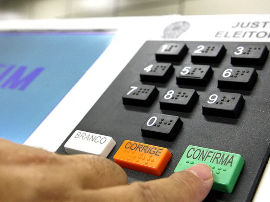 Lula mantém parte da flexibilização da Lei da Ficha Limpa e veta retroatividade