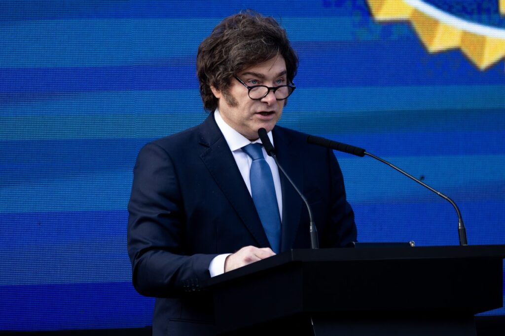 milei-autoriza-a-entrada-de-militares-dos-estados-unidos-na-argentina