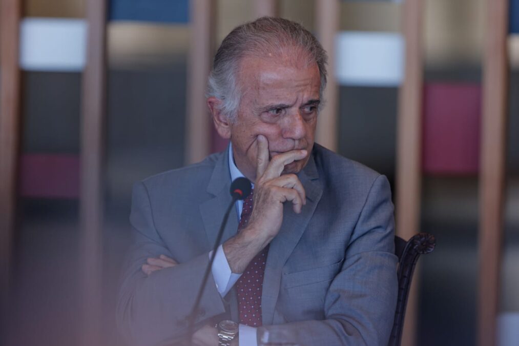 Múcio critica orçamento na área da defesa: “Faltam recursos”
