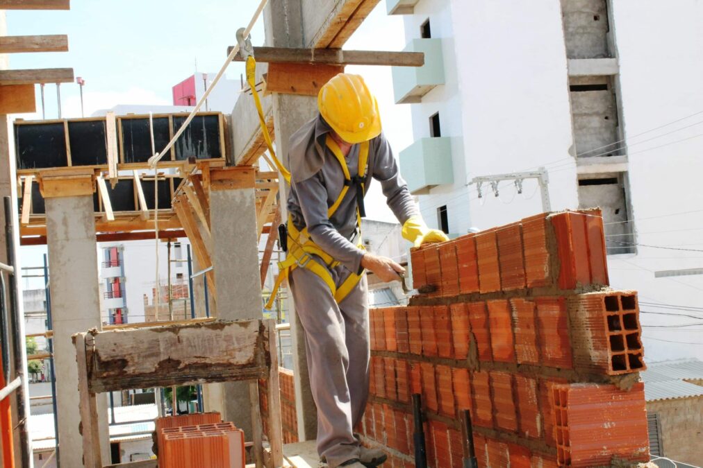 Acre deixa liderança, mas continua com um dos maiores custos da construção civil do país