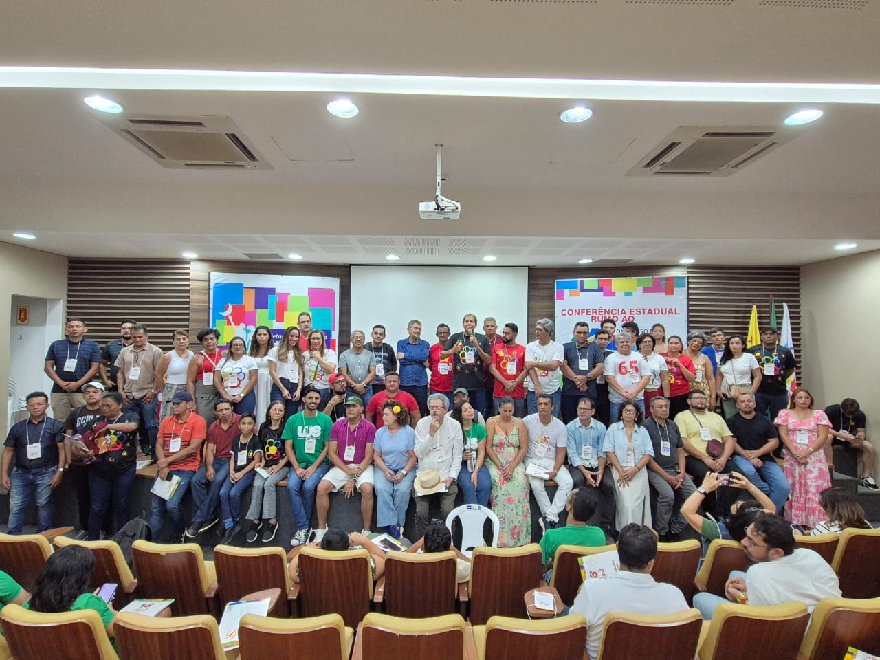 Ex-deputado Eduardo Farias e Eriton Maia seguem no comando do PCdoB do Acre, decide militância em Conferência