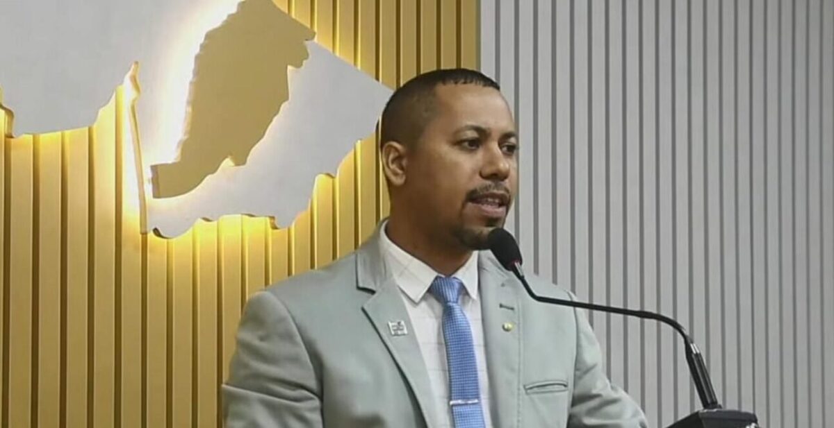 Vereador Carlos Beliza cobra recuperação de estradas e pede estadualização de vias em Sena Madureira