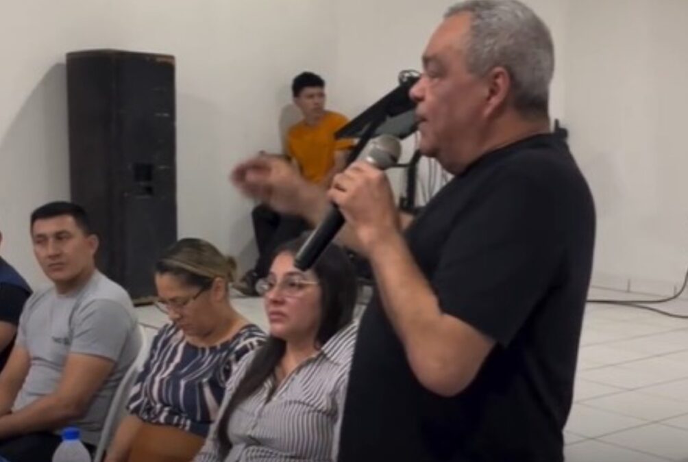 Mazinho Serafim justifica envio de R$ 30 milhões ao Deracre e alfineta equipe da prefeitura de Sena