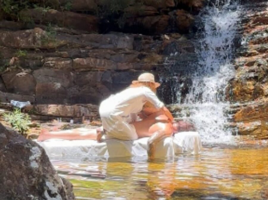 Assumidíssimos! Dado Dolabella vai com nova namorada a mesma cachoeira que ia com Wanessa