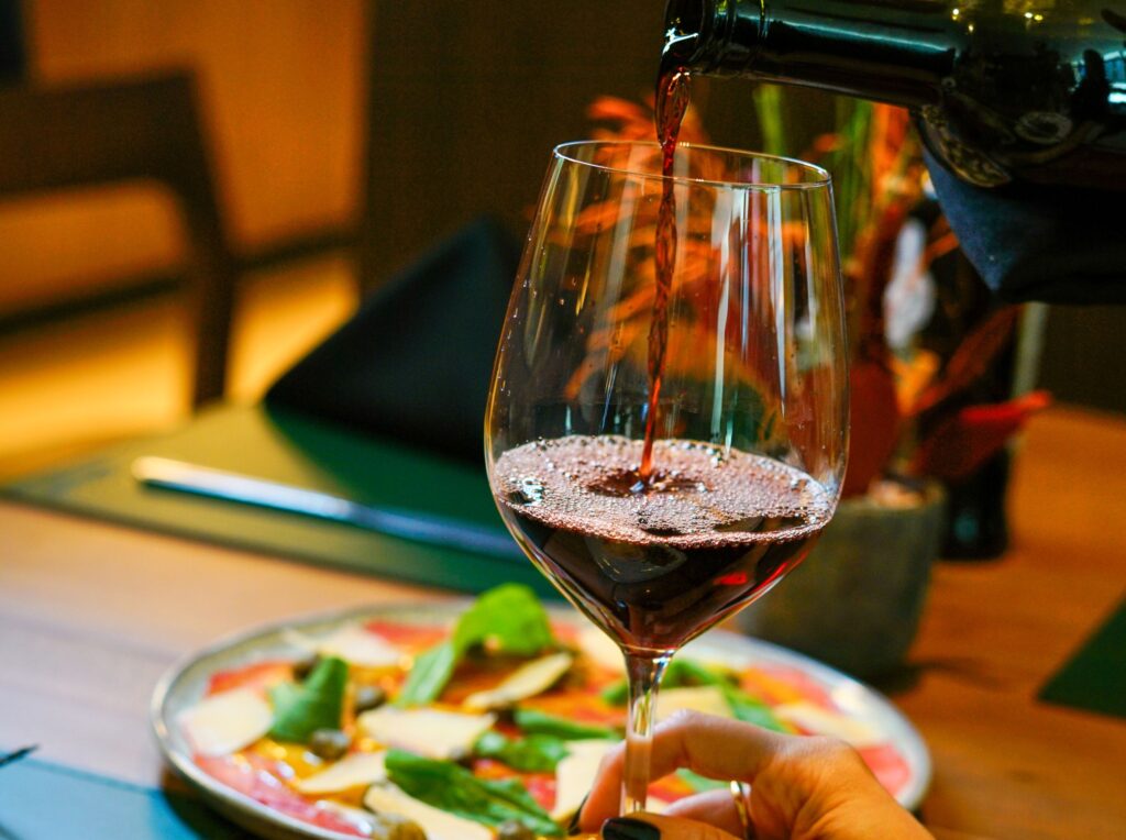 gastronomia-em-todos-os-tons:-lucca-restaurante-estreia-menu-noturno