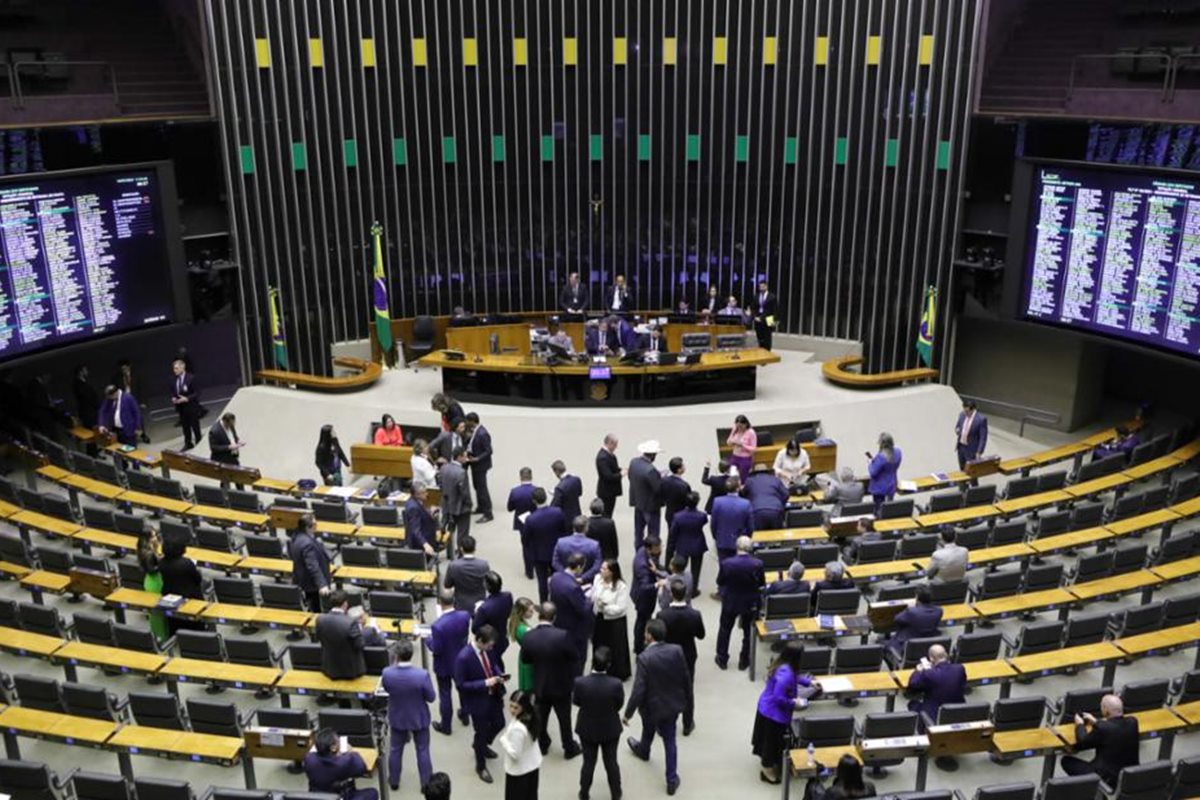 Governistas veem “cautela” da oposição com MP do IOF