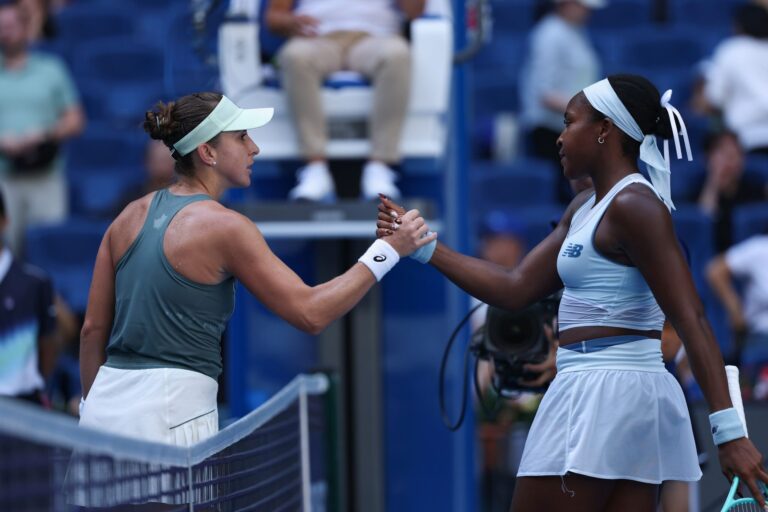 video:-tenistas-tem-discussao-acalorada-apos-polemica-no-wta-da-china
