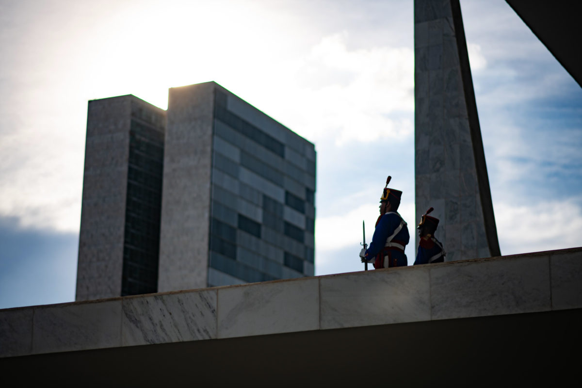 Votação do IR é mais um teste na relação entre governo e centrão