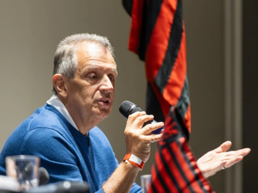 Presidente do Palmeiras dispara contra o Flamengo após bloqueio: “Tem que jogar sozinho”