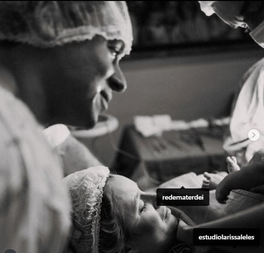 nikolas-ferreira-anuncia-nascimento-da-2a-filha:-“chegou-trazendo-um-sopro-de-paz”