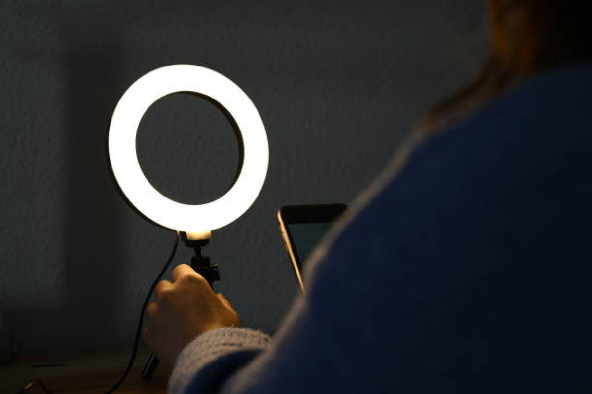 influencers-fazem-propaganda-para-site-investigado-por-trafico-humano