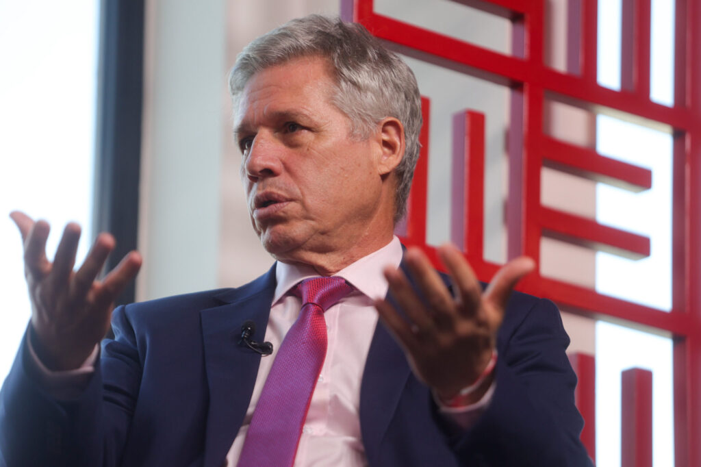 com-reforma,-ministro-dira-a-lula-que-quer-ficar-no-governo-ate-abril