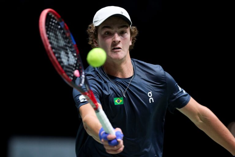 joao-fonseca-entra-na-chave-principal-do-masters-1000-de-paris.-veja