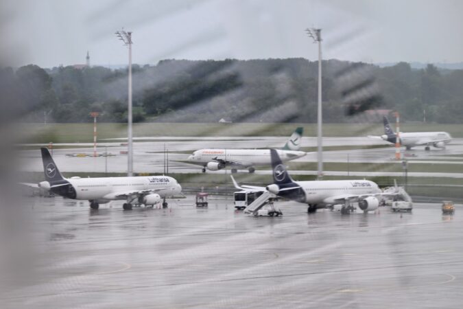 drones-causam-fechamento-temporario-de-aeroporto-na-alemanha
