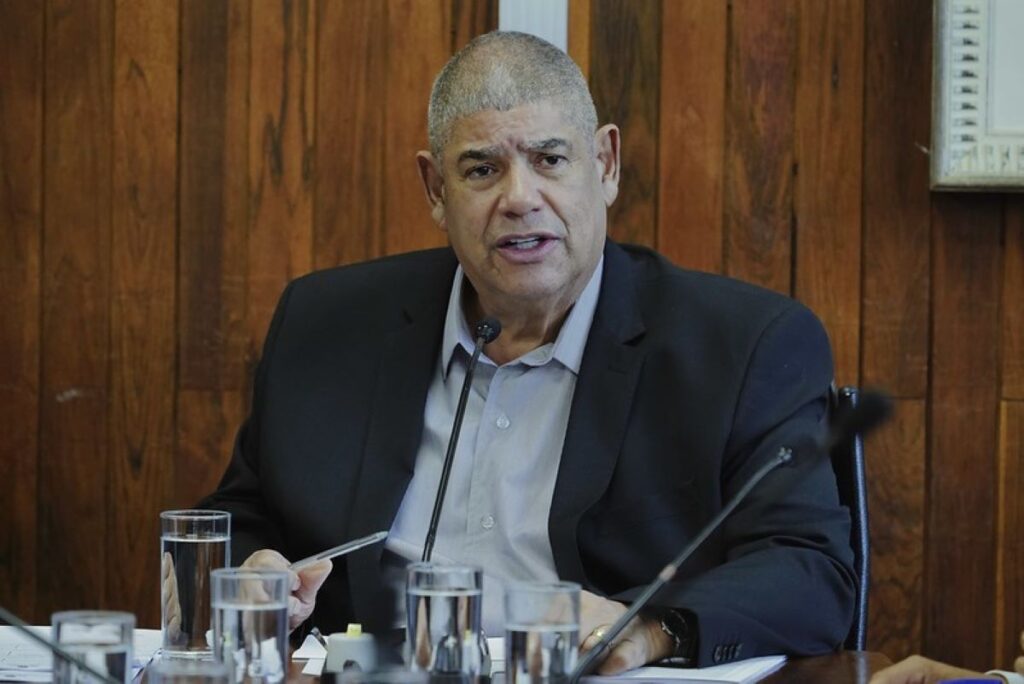 chamado-de-“antropoide”,-ex-vereador-vai-processar-advogados do jockey