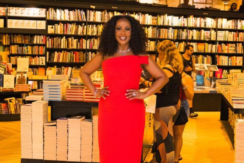 valeria-valenssa-abre-coracao-sobre-vida,-carreira-e-autoconhecimento