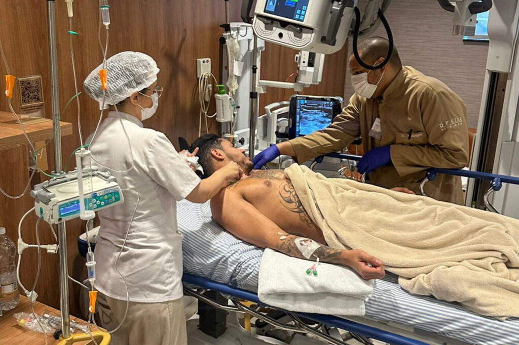 suspeita-de-metanol:-saiba-qual-e-o-estado-de-saude-do-cantor-hungria