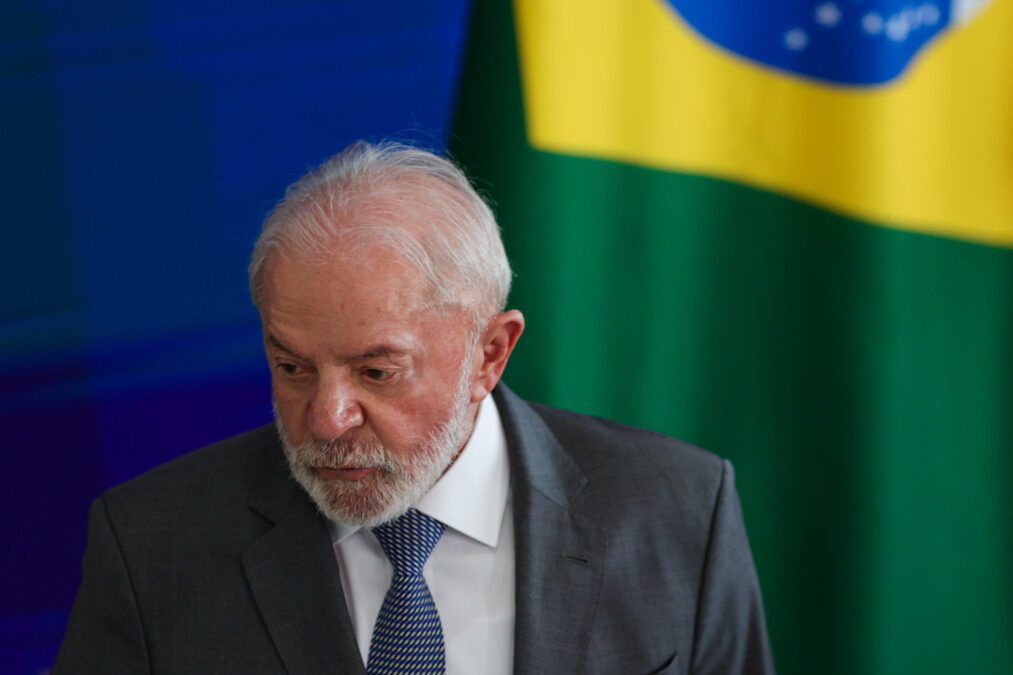 “Tivemos medo que pegasse fogo”, diz Lula sobre falha em avião da FAB
