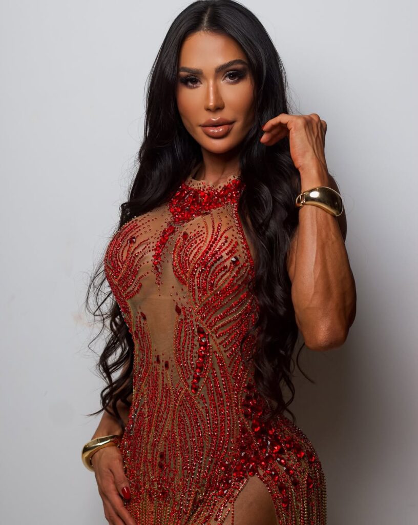 apos-cirurgia,-gracyanne-se-compromete-a-ler-a-biblia-no-tempo-em-que-faria-exercicios