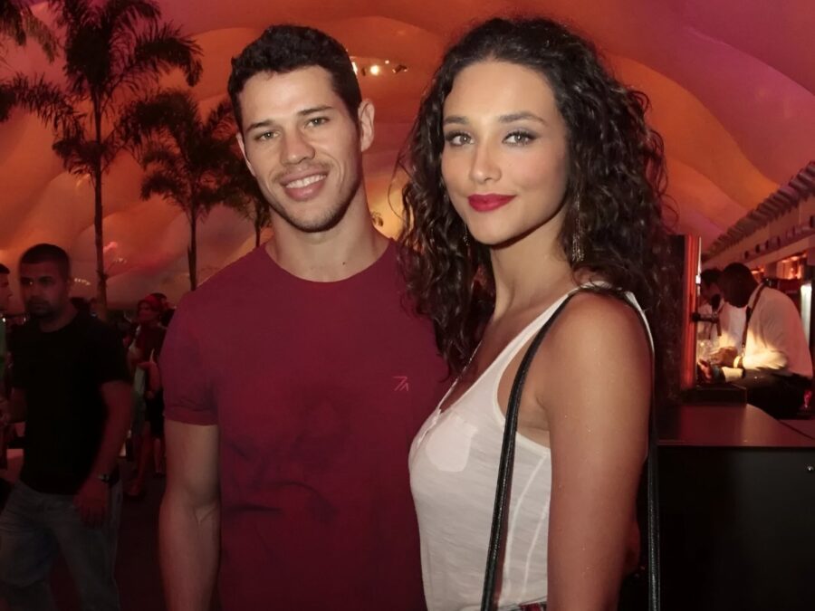 Débora Nascimento comenta relação saudável com José Loreto para a criação da filha