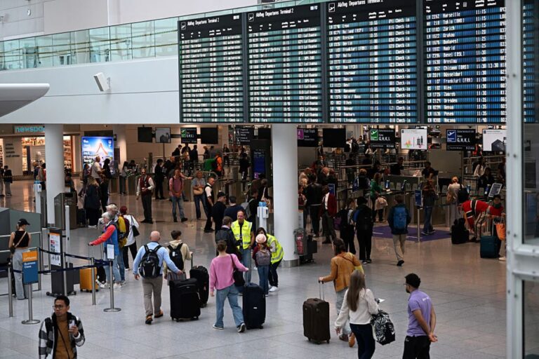 aeroporto-na-alemanha-fecha-pelo-2a-dia-seguido-por-suspeita-de-drones