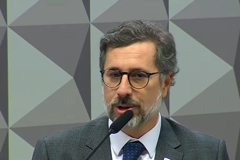 na-cpmi-do-inss,-ministro-de-lula-cita-operacao-contra-bolsonaro