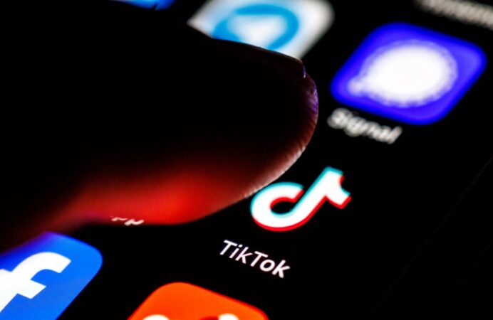 “ptech”:-com-big-techs,-pt-tenta-renovar-comunicacao do partido