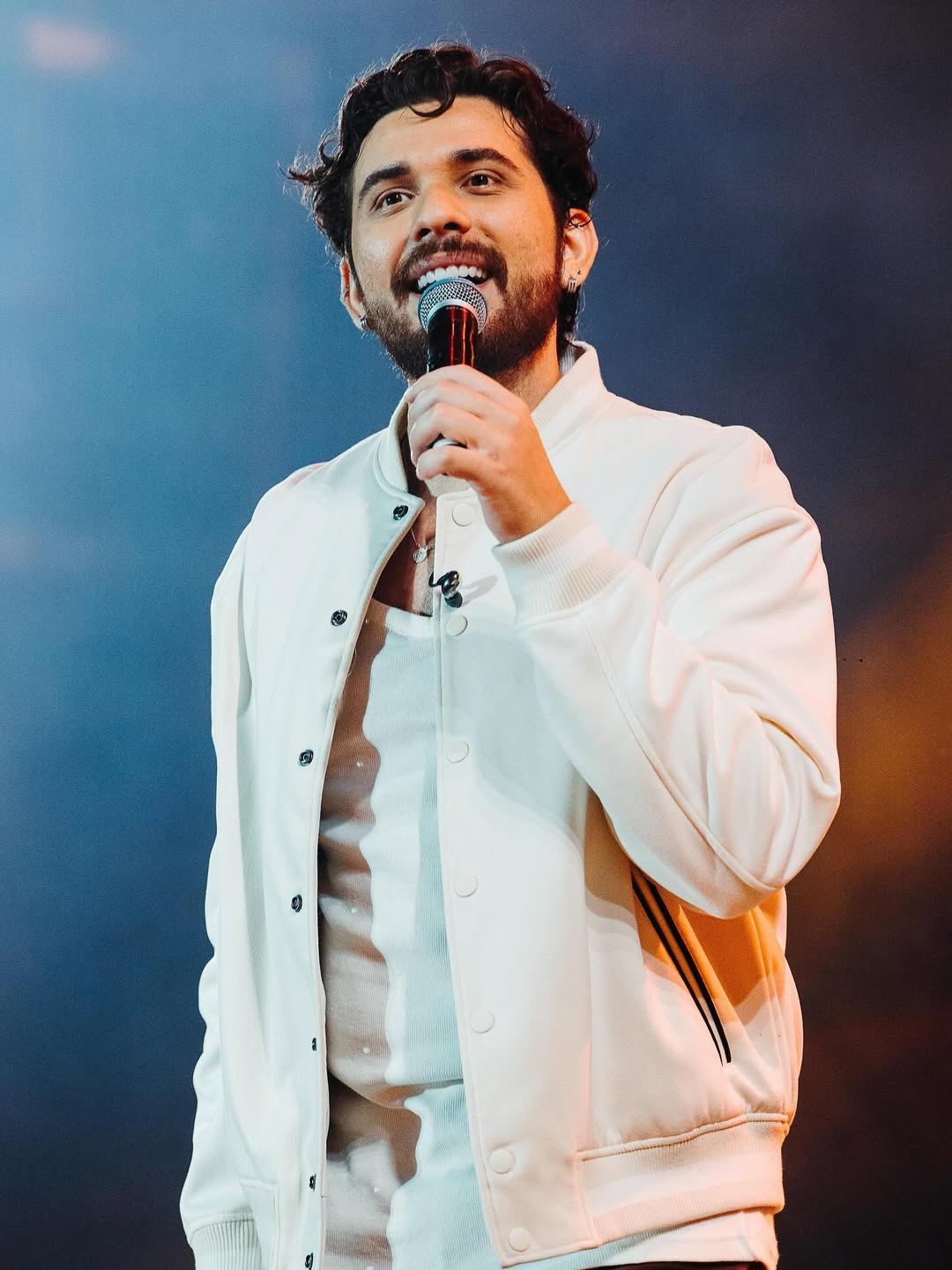 Gustavo Mioto comenta memes com Virginia e explica like em foto: “Levo no bom humor”